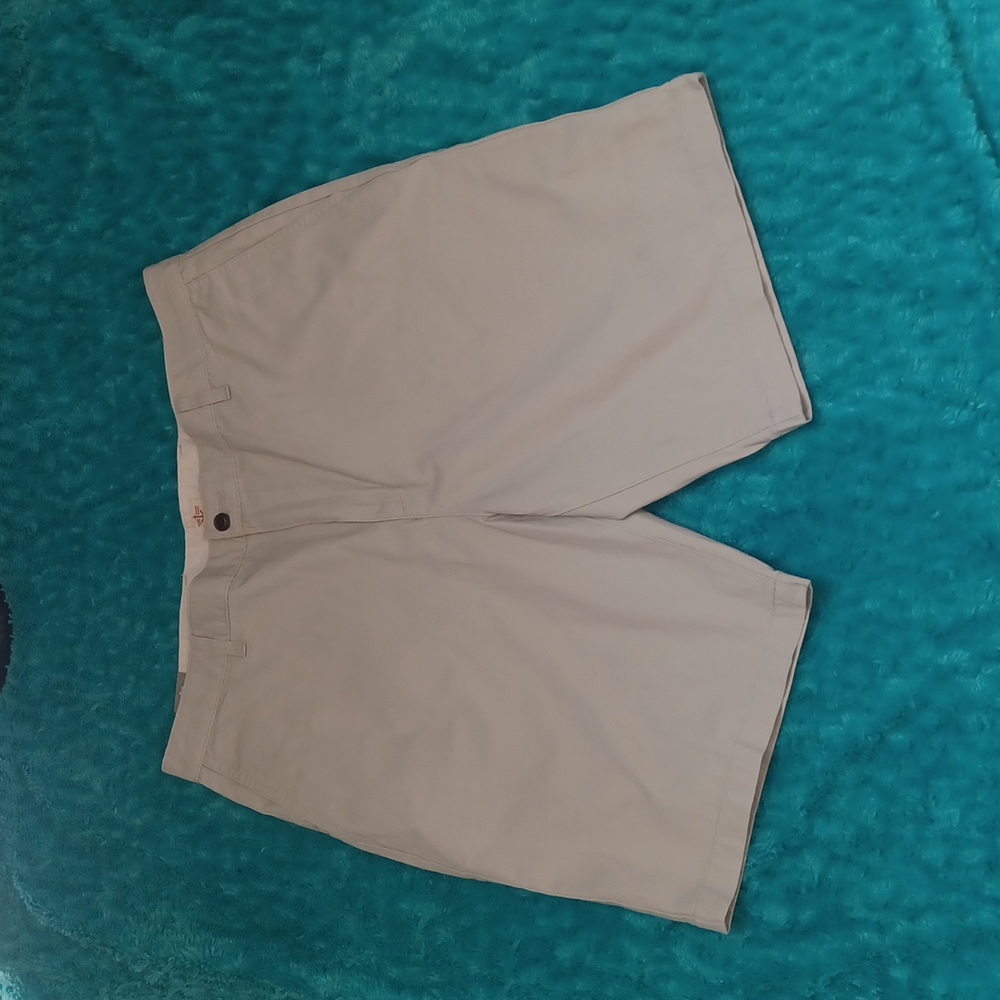 Mens Dockers light tan khaki shorts new with tags